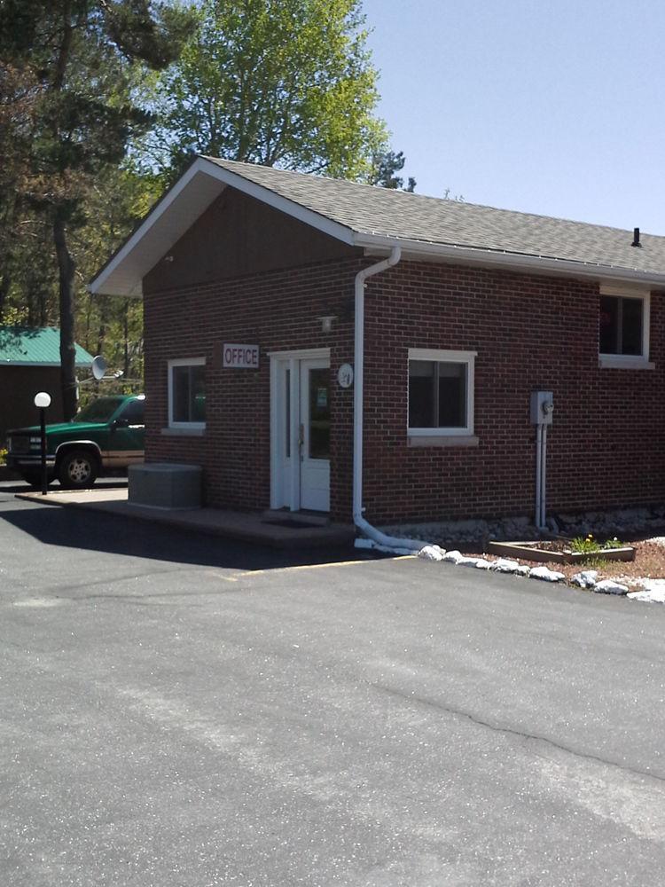 Wellington Inn Bracebridge Exteriör bild